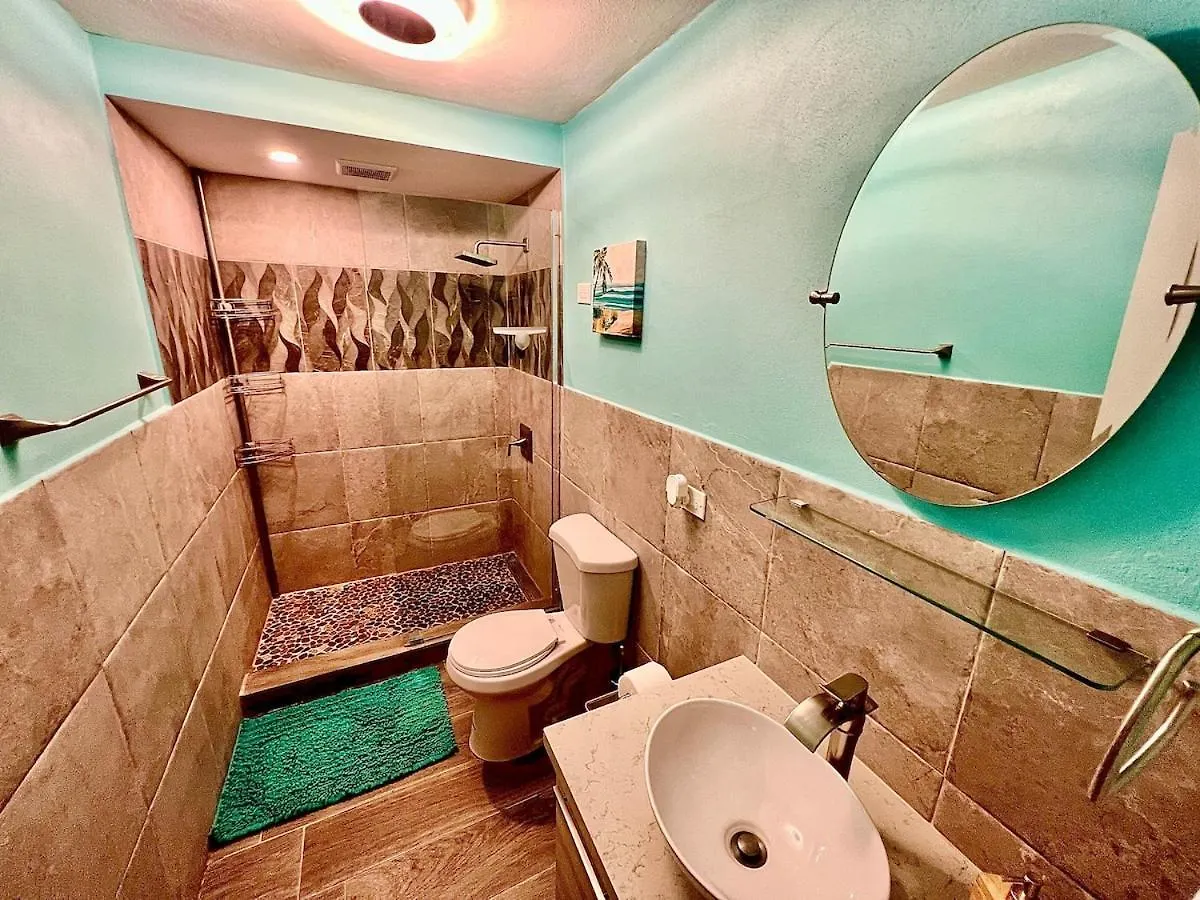 בית נופש אגואדה Casa De Sol Family Home Near Rincon & Beach פוארטו ריקו
