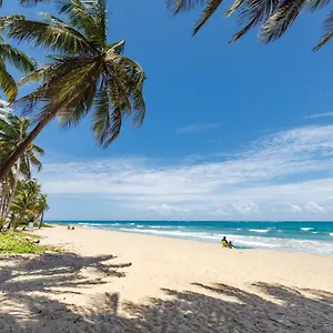 Condado Apt- Private Beach, Pool, & Family Ready! Holiday home San Juan